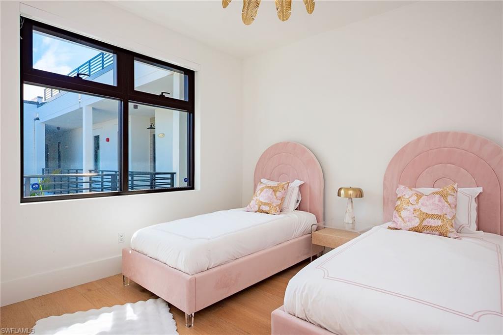 850 Central AVE # 304