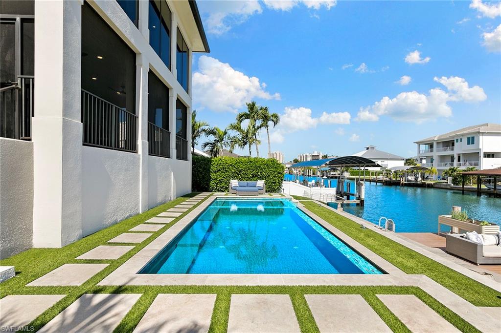 357 Egret AVE