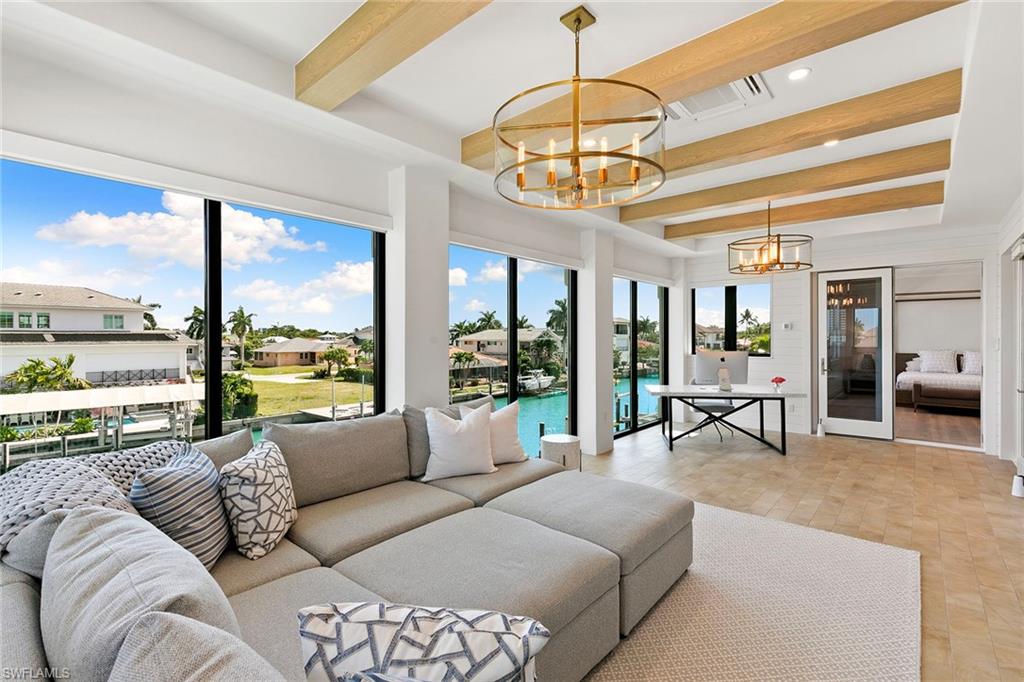 357 Egret AVE