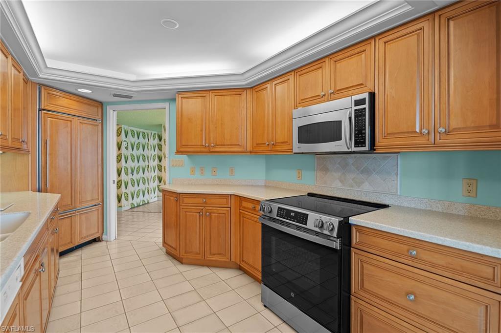 4901 Gulf Shore BLVD N 1501