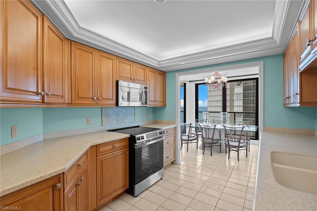 4901 Gulf Shore BLVD N 1501