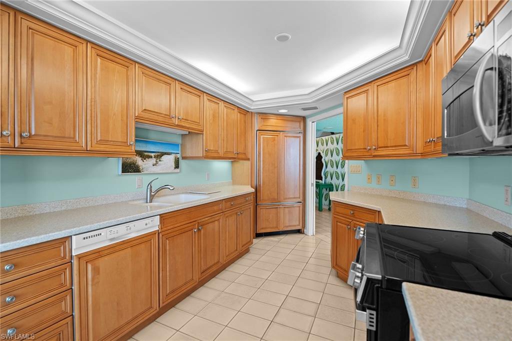 4901 Gulf Shore BLVD N 1501