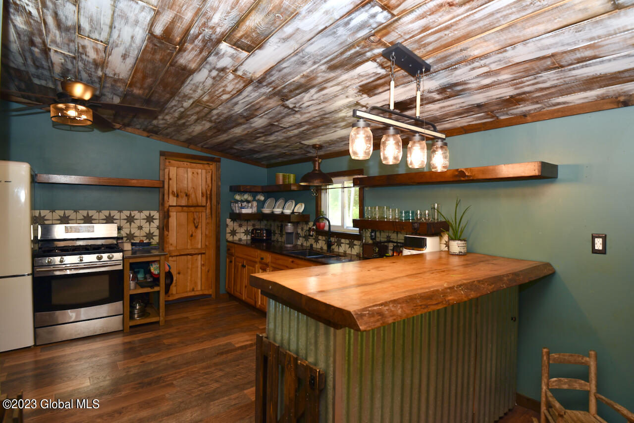 116 Howe Road