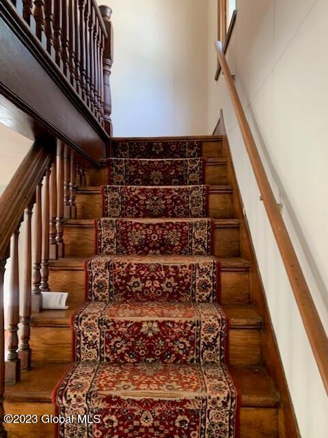 19-19 1/2 Van Dorn Street