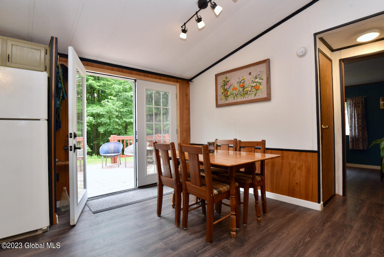 504 Middle Grove Road
