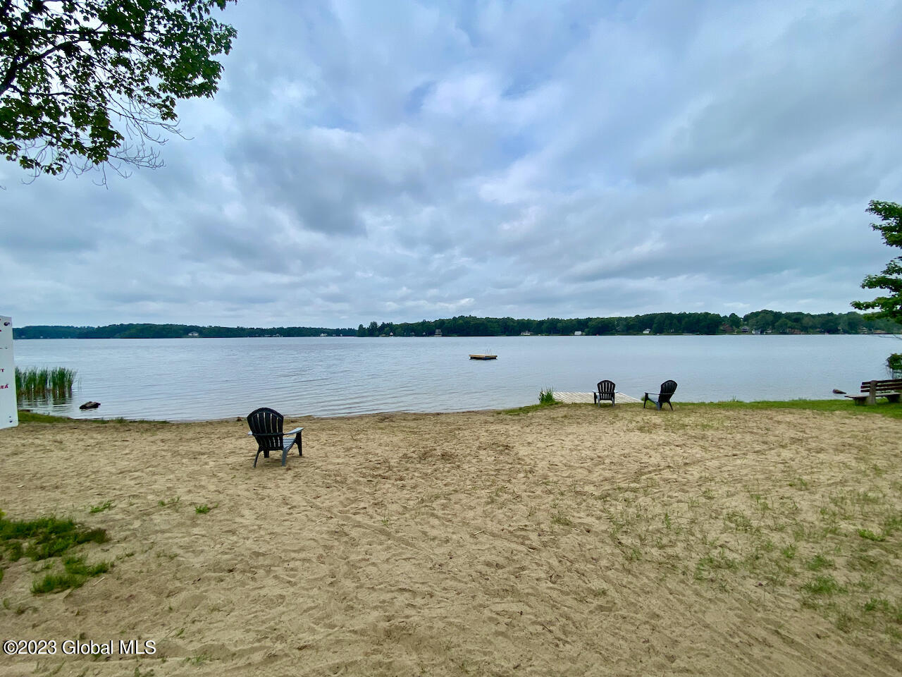 5886 Lake Road