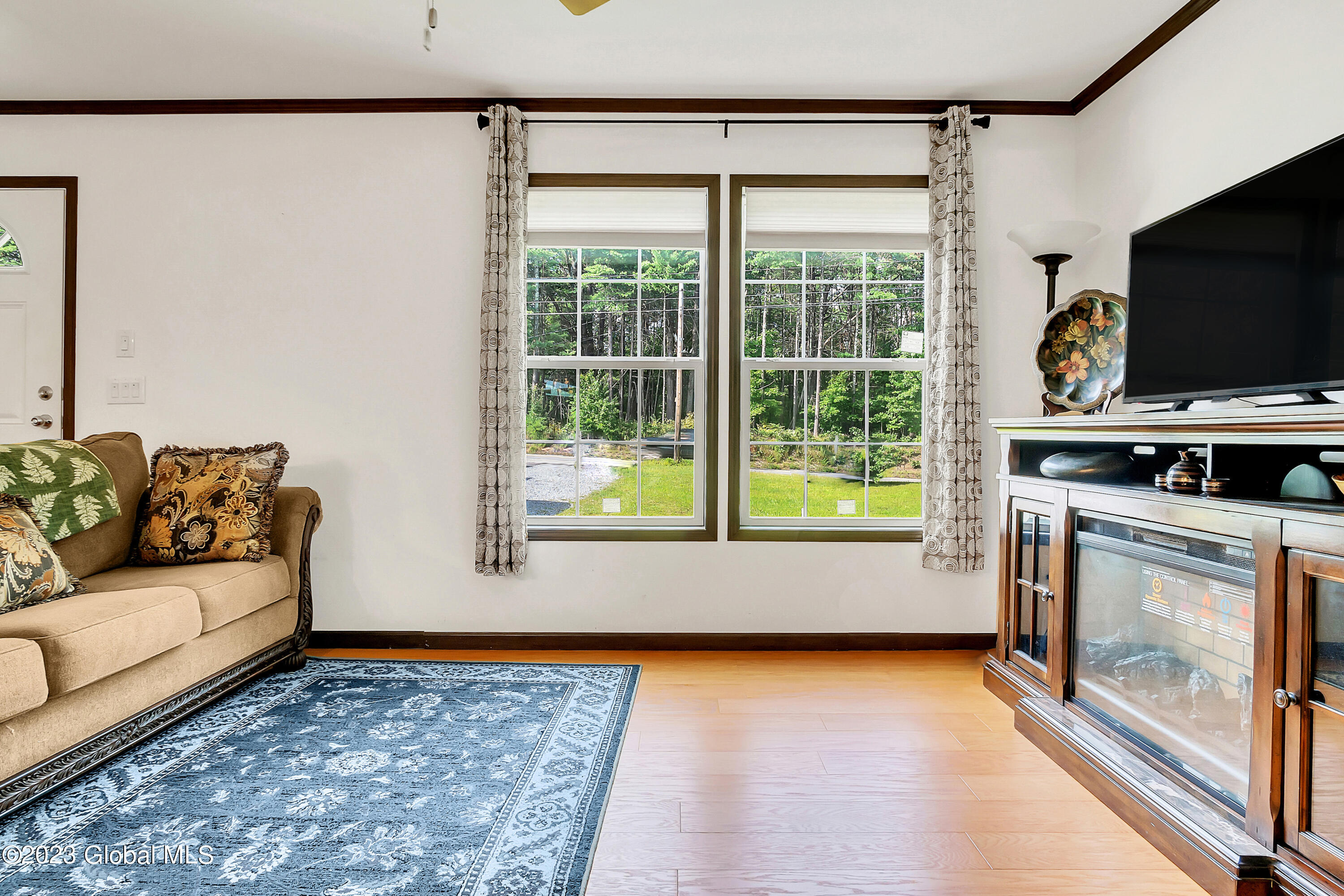 239 Northline Road