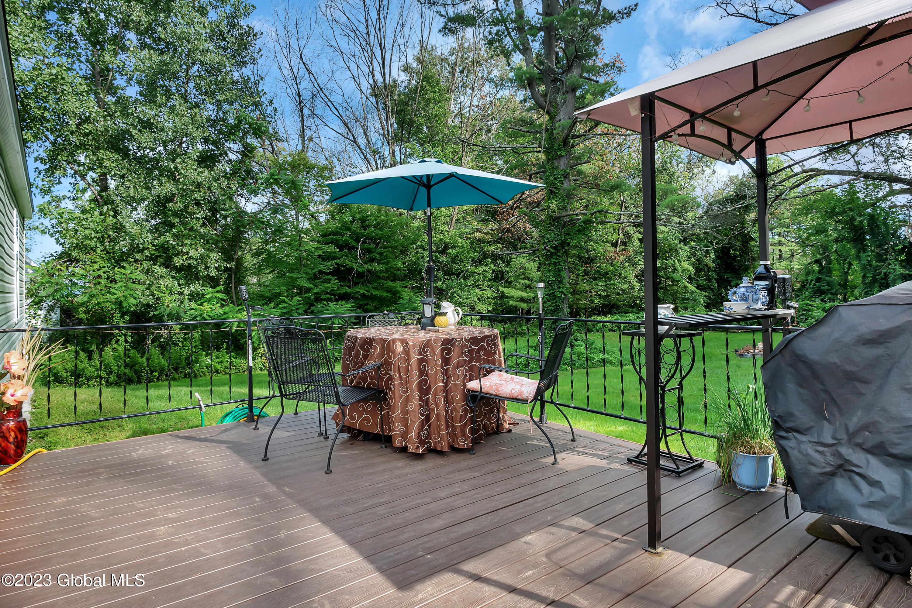 239 Northline Road