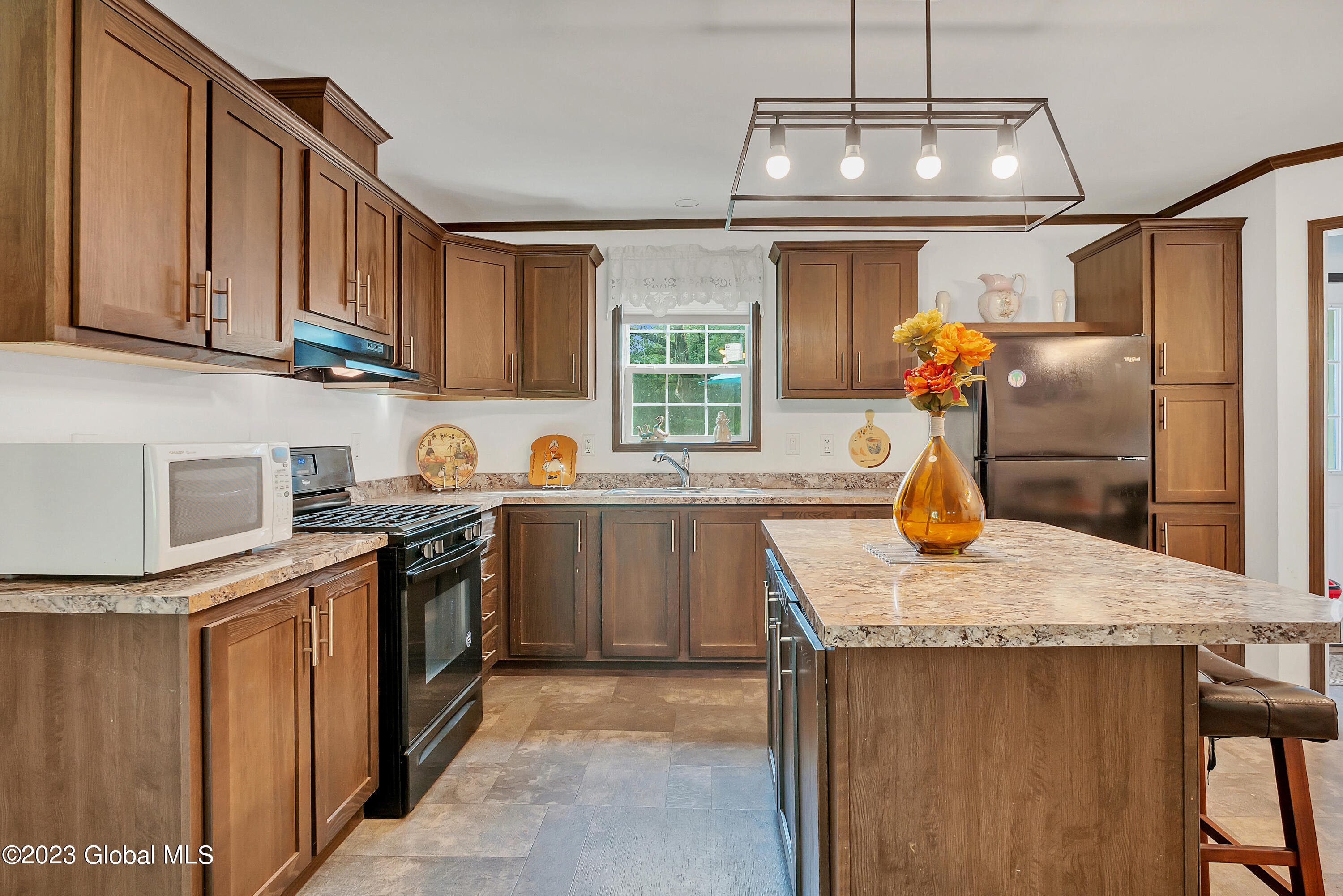 239 Northline Road