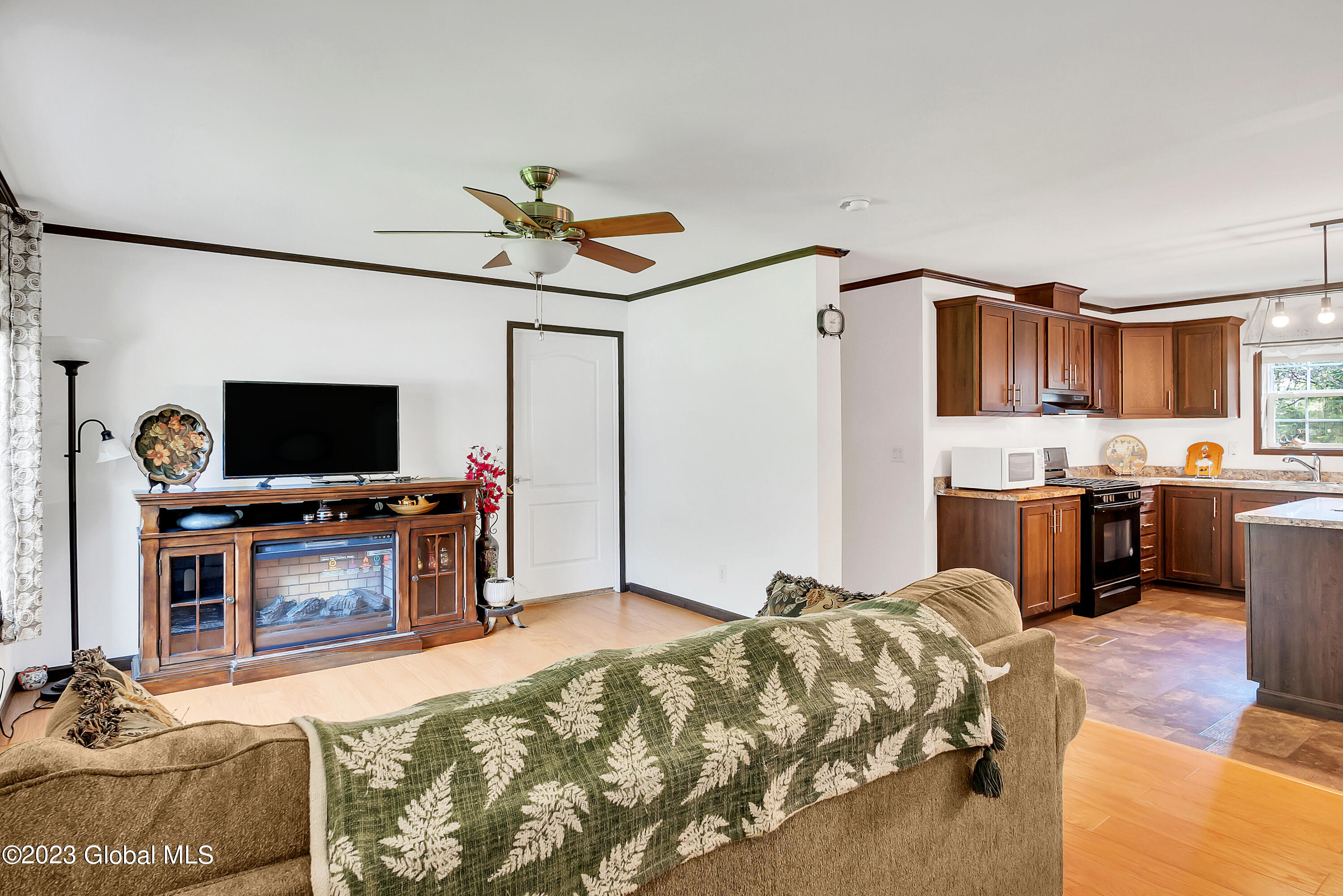 239 Northline Road