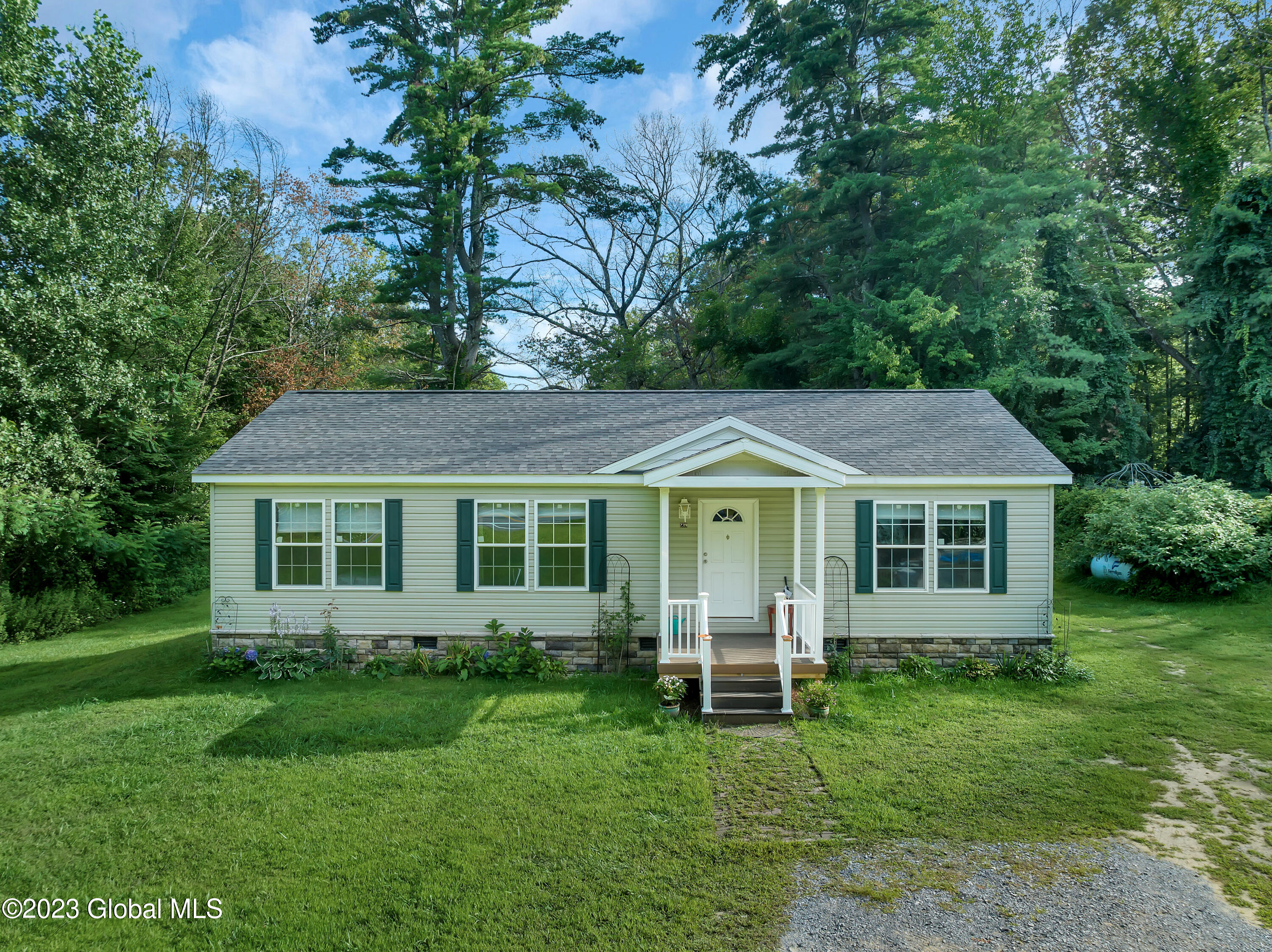 239 Northline Road