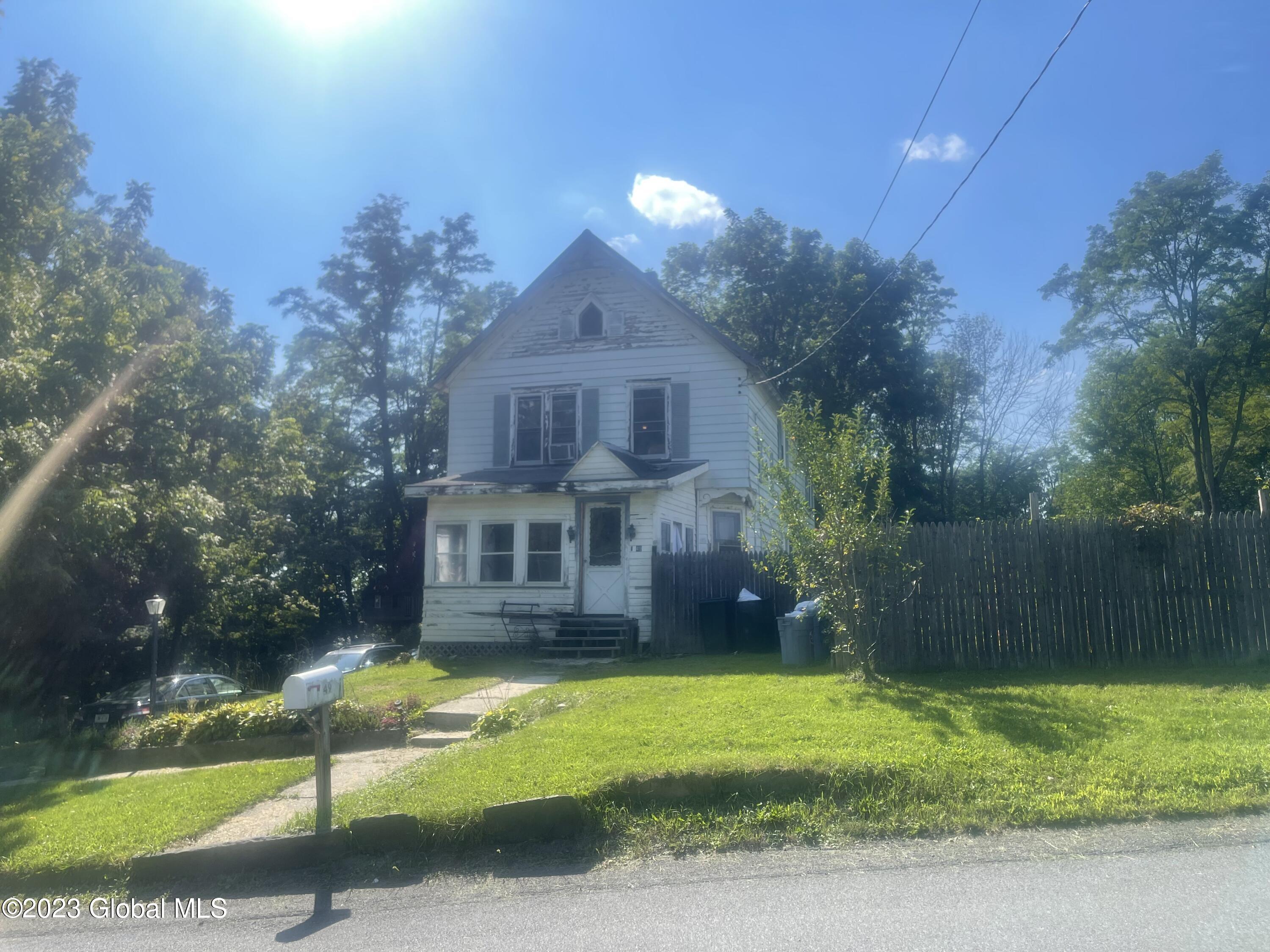 49 N Center Street