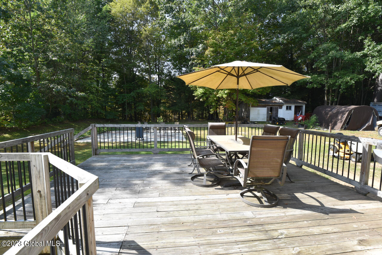 26 Gates Avenue