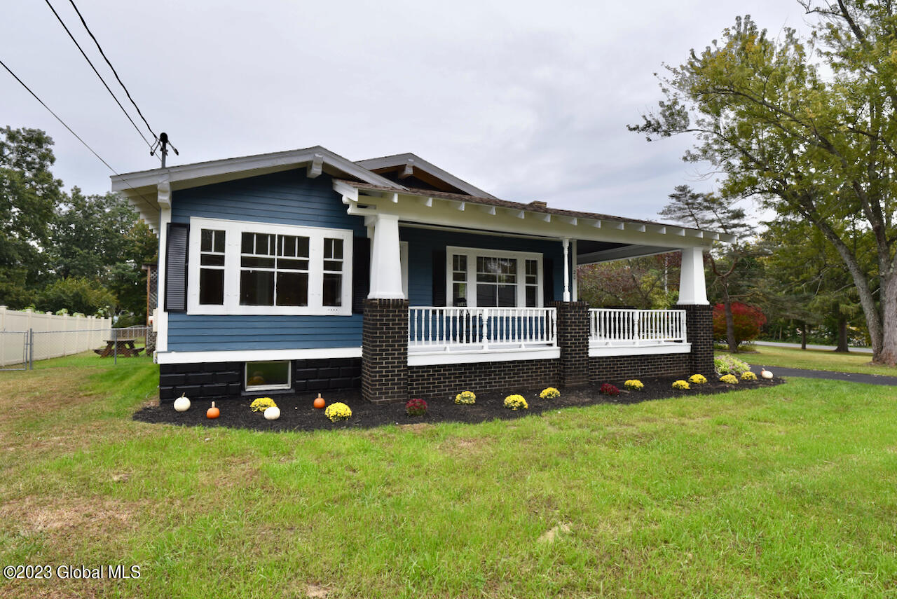 20 Greenfield Avenue