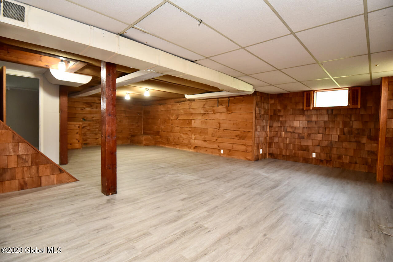 20 Greenfield Avenue