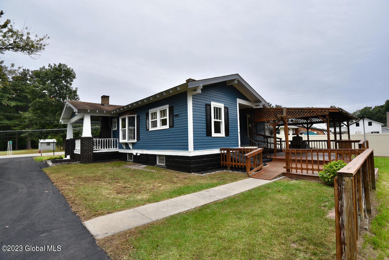 20 Greenfield Avenue