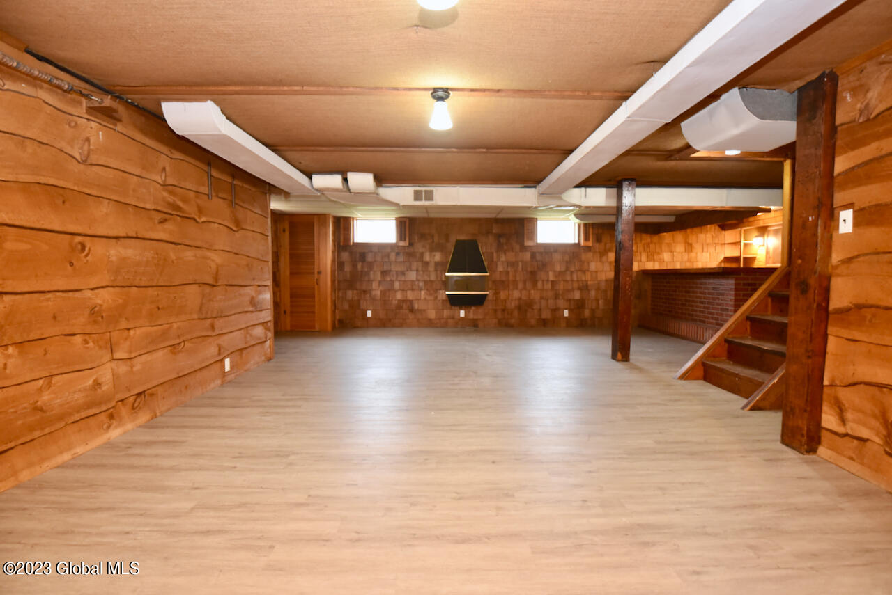 20 Greenfield Avenue