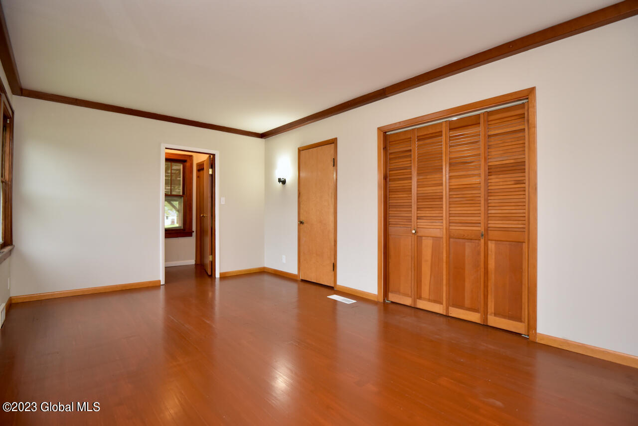 20 Greenfield Avenue