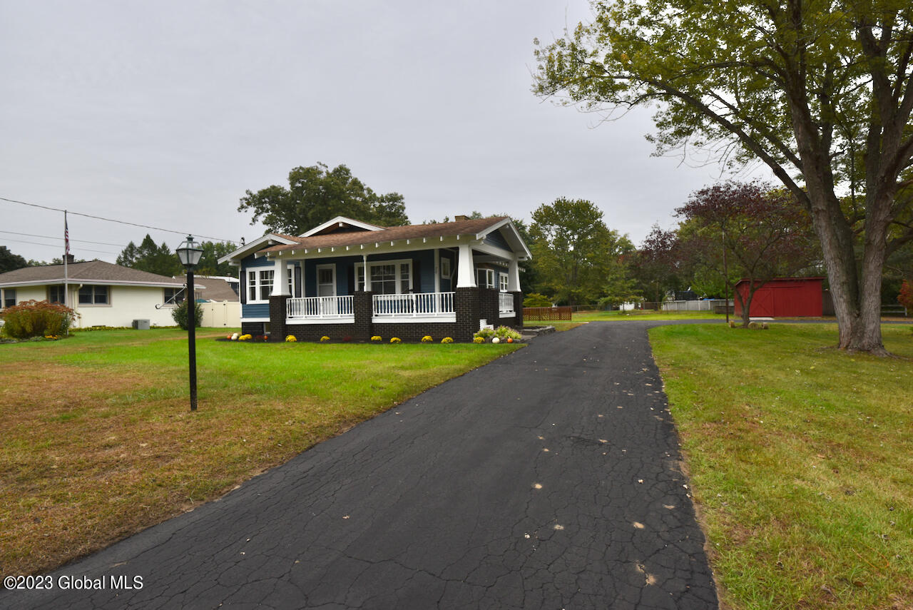 20 Greenfield Avenue