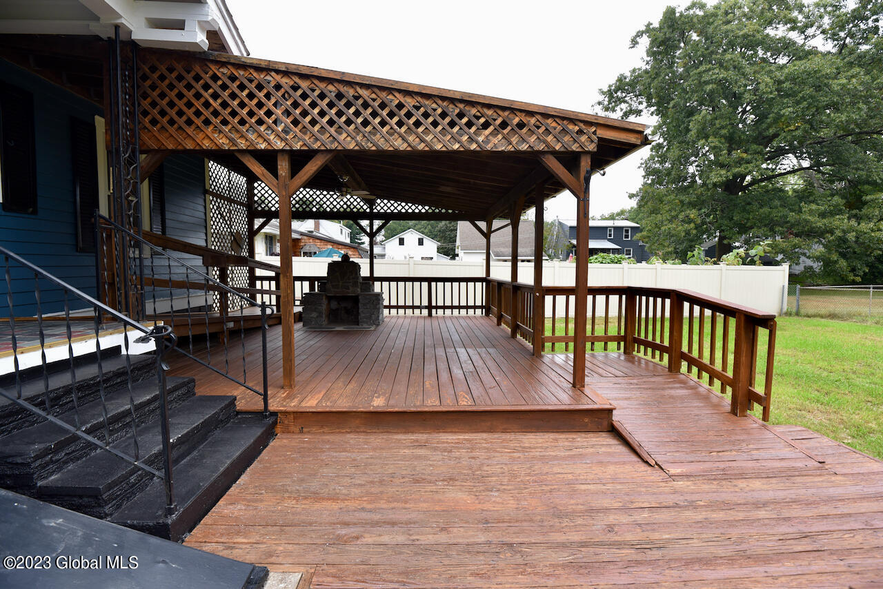 20 Greenfield Avenue