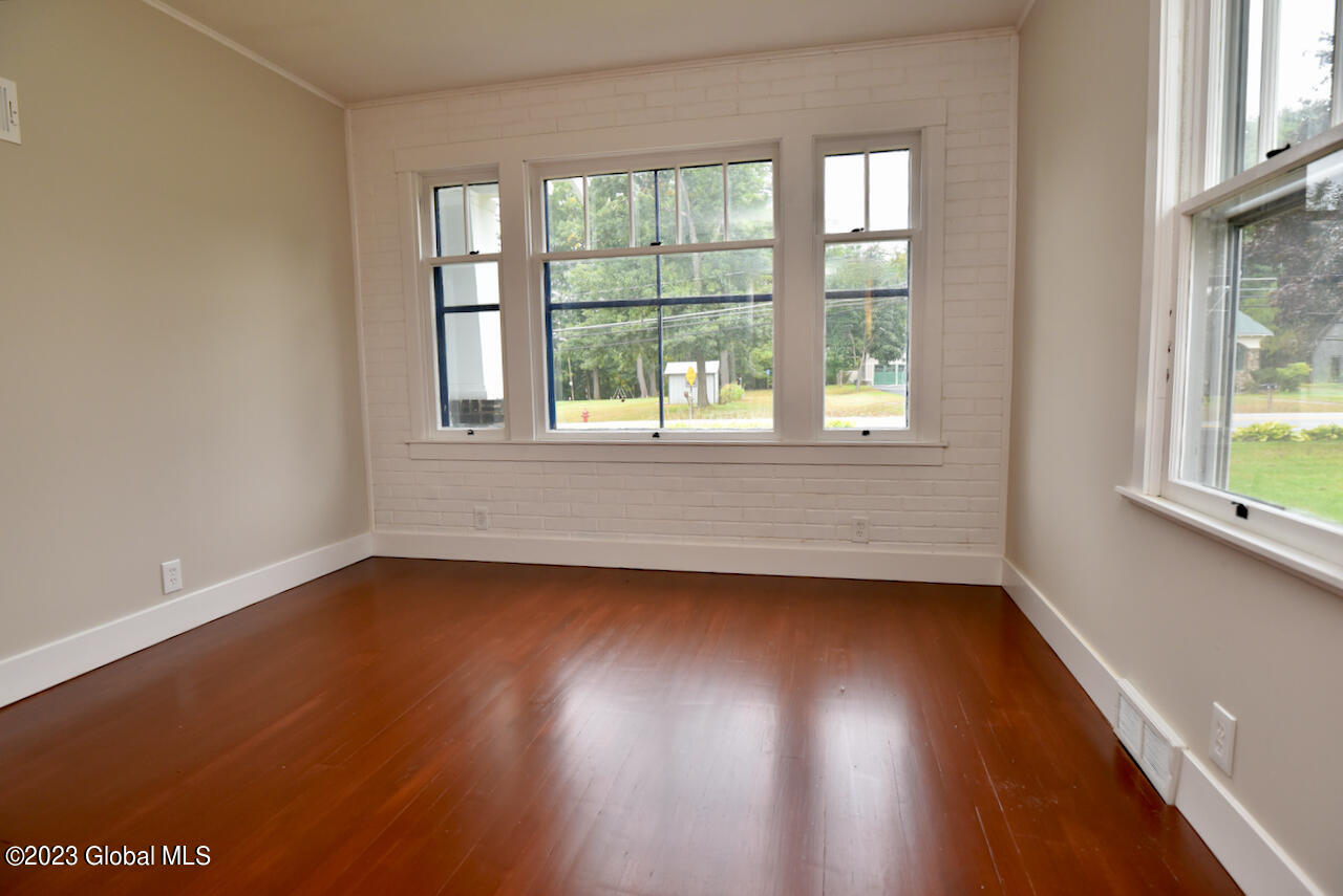 20 Greenfield Avenue