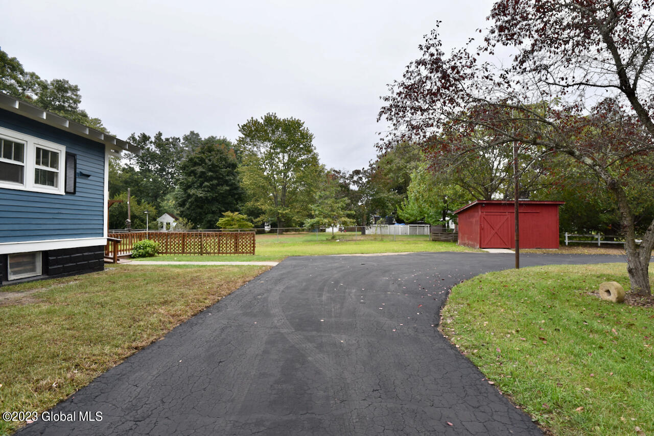 20 Greenfield Avenue