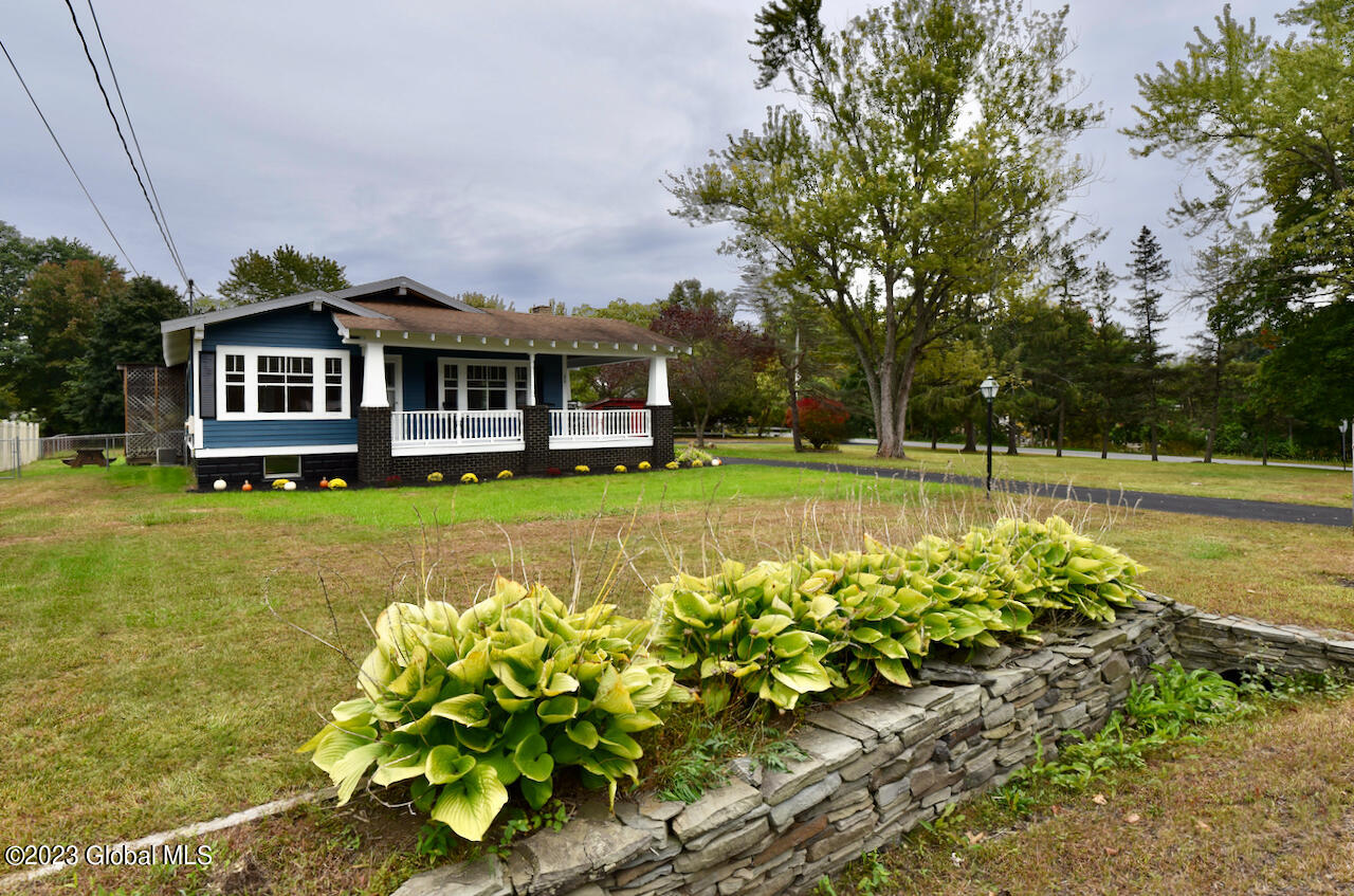 20 Greenfield Avenue