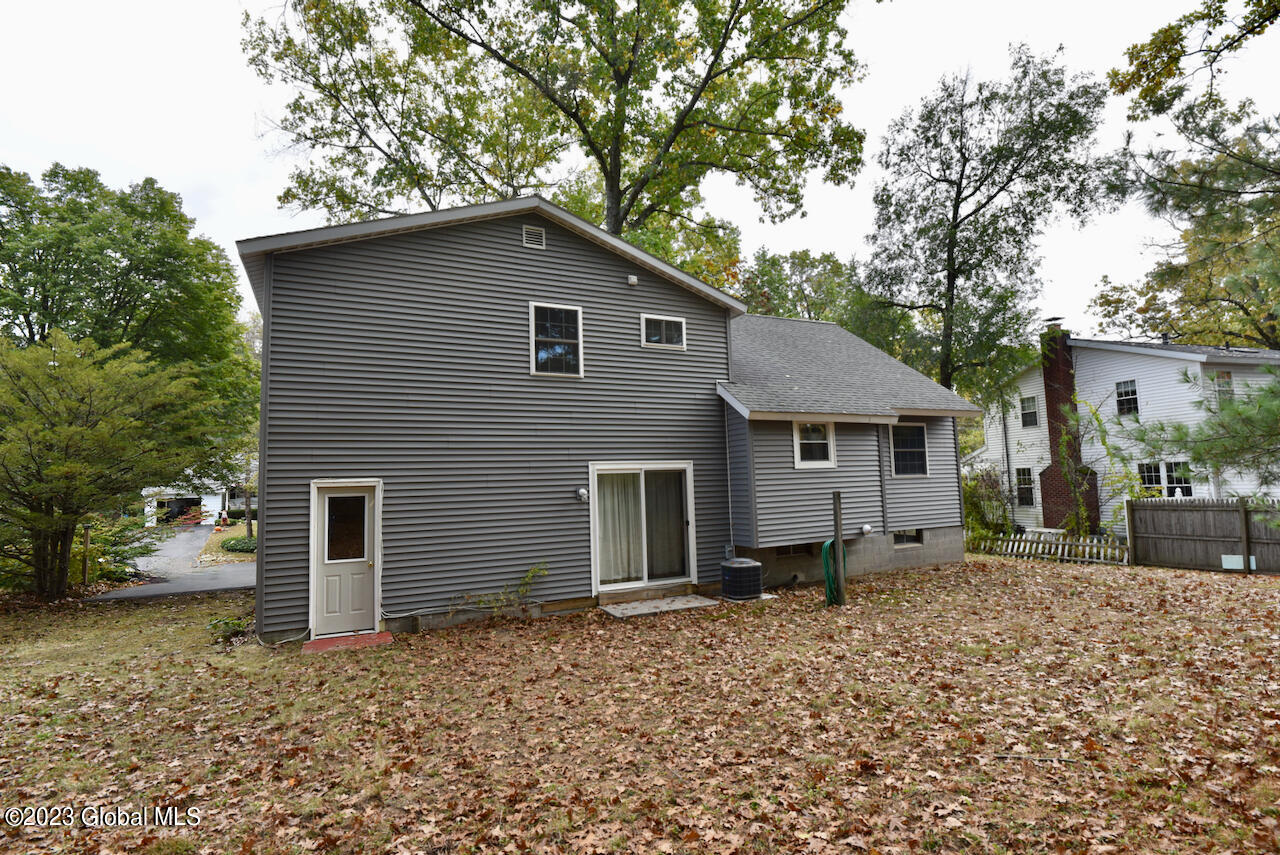 105 Hathorn Boulevard