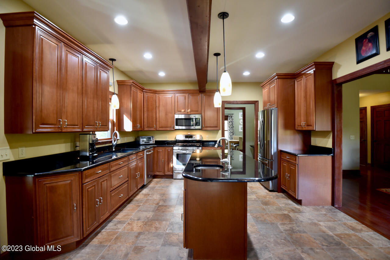120 Vosburgh Road