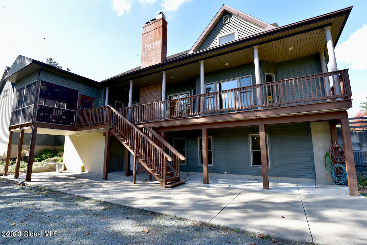 120 Vosburgh Road