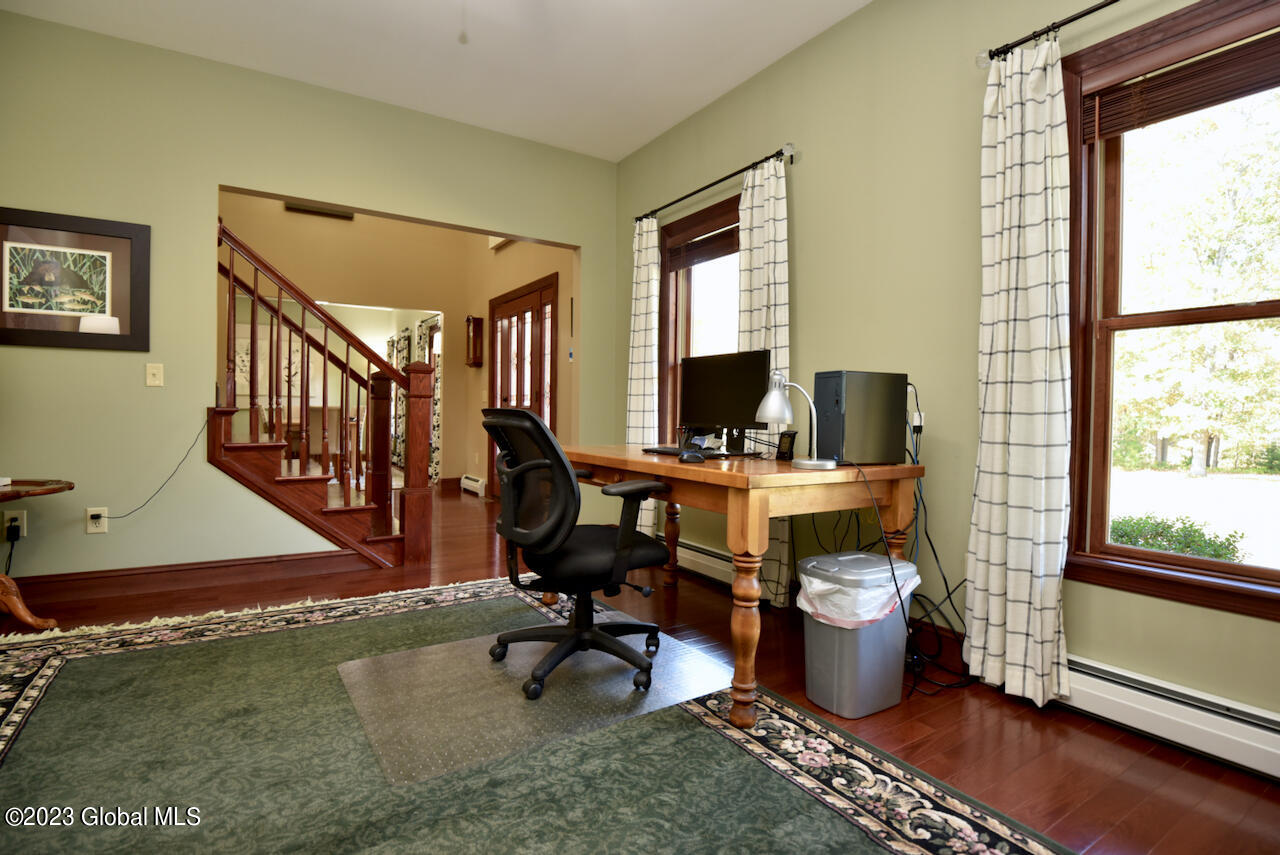 120 Vosburgh Road