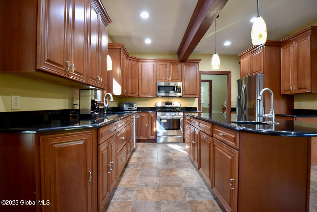 120 Vosburgh Road
