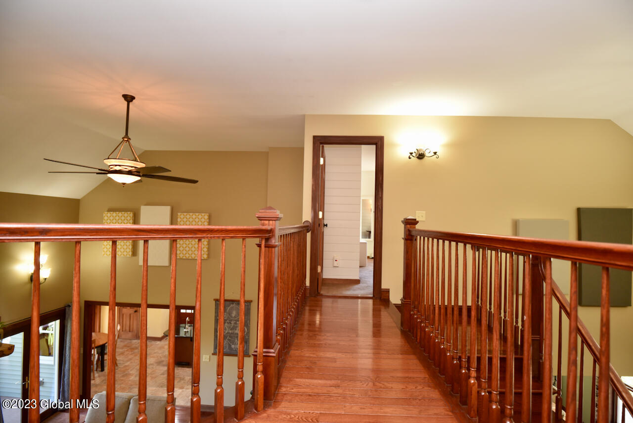 120 Vosburgh Road