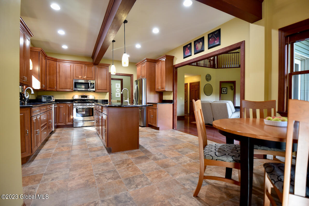 120 Vosburgh Road