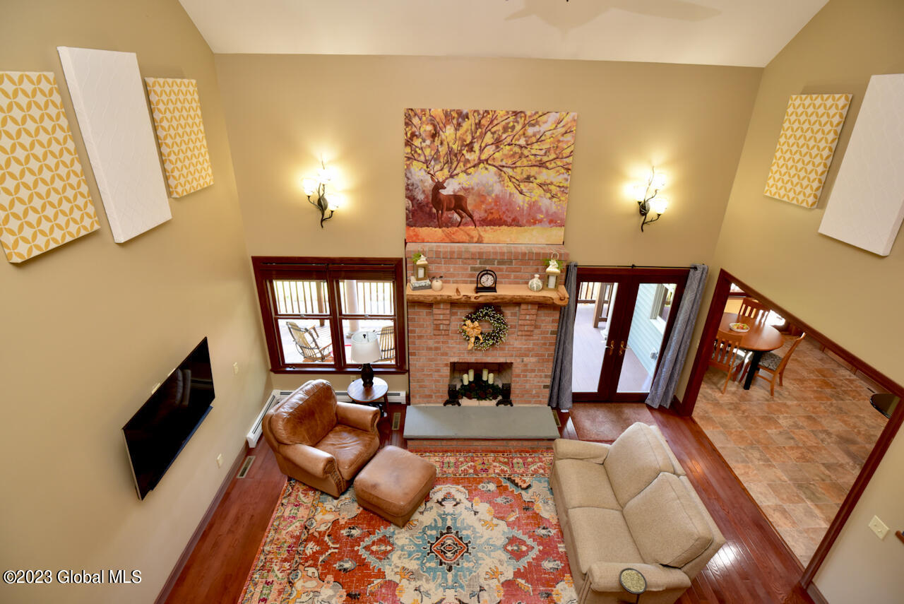 120 Vosburgh Road