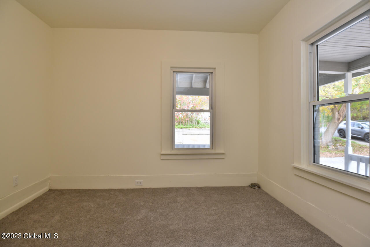 15 Traver Street