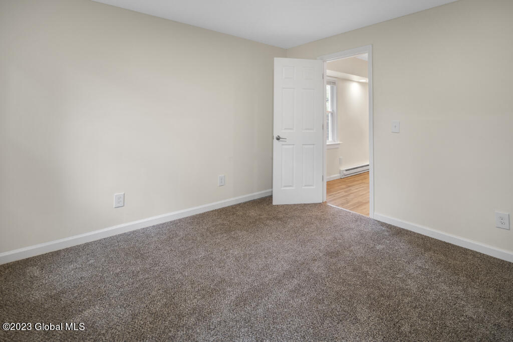 20 New Turnpike Road