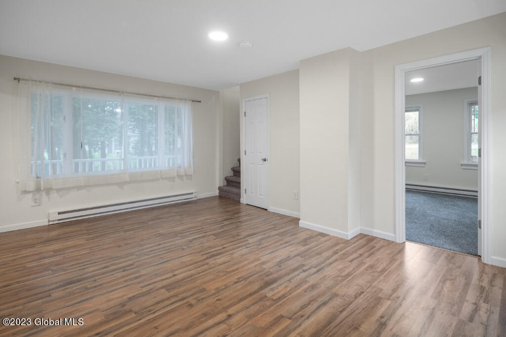 20 New Turnpike Road