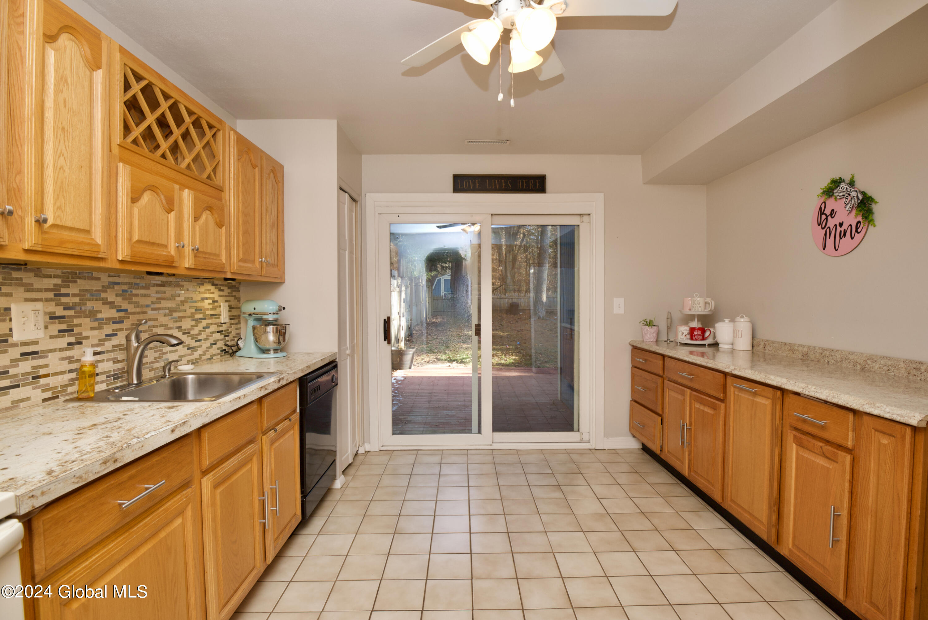 18 Snowberry Road