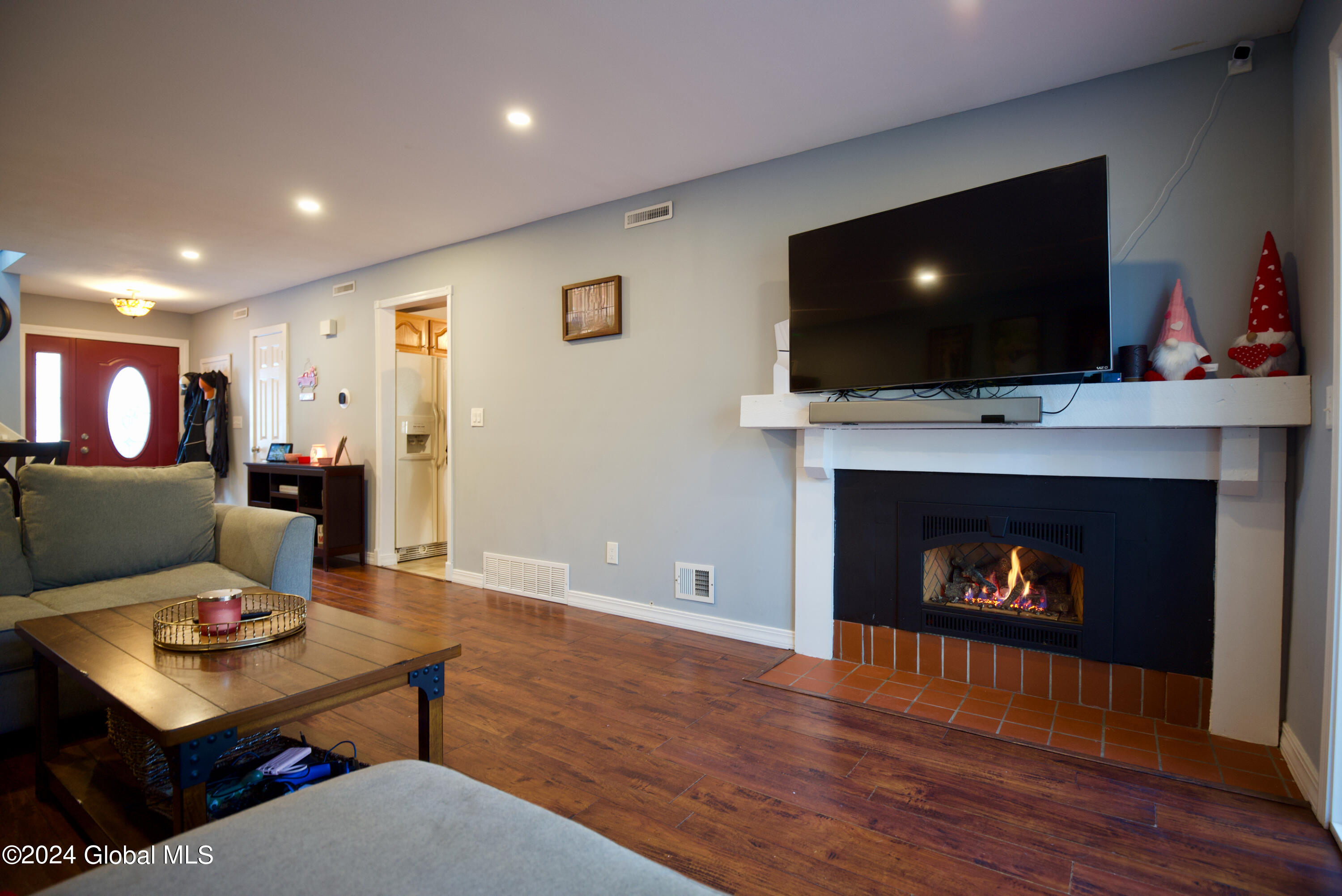 18 Snowberry Road