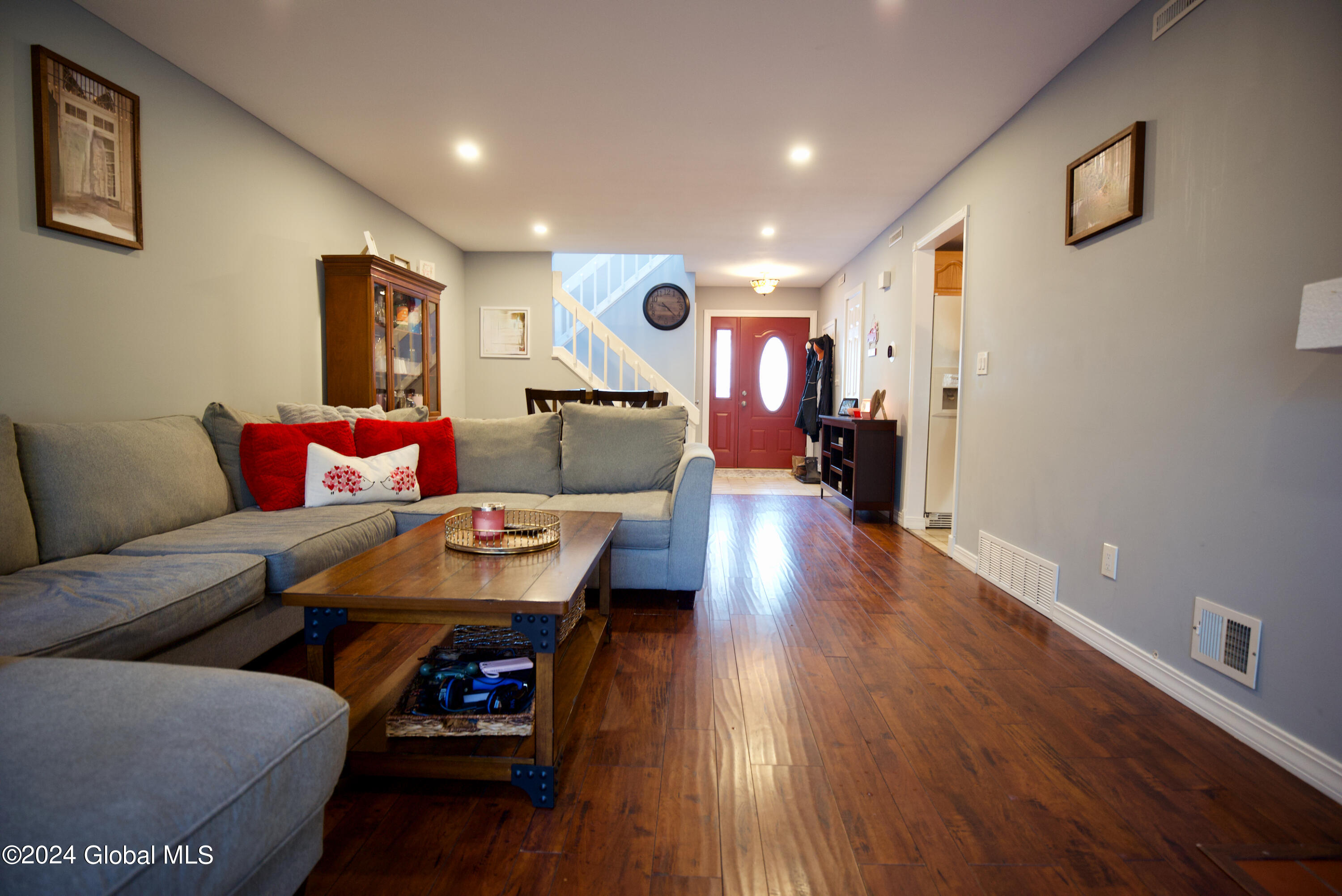 18 Snowberry Road