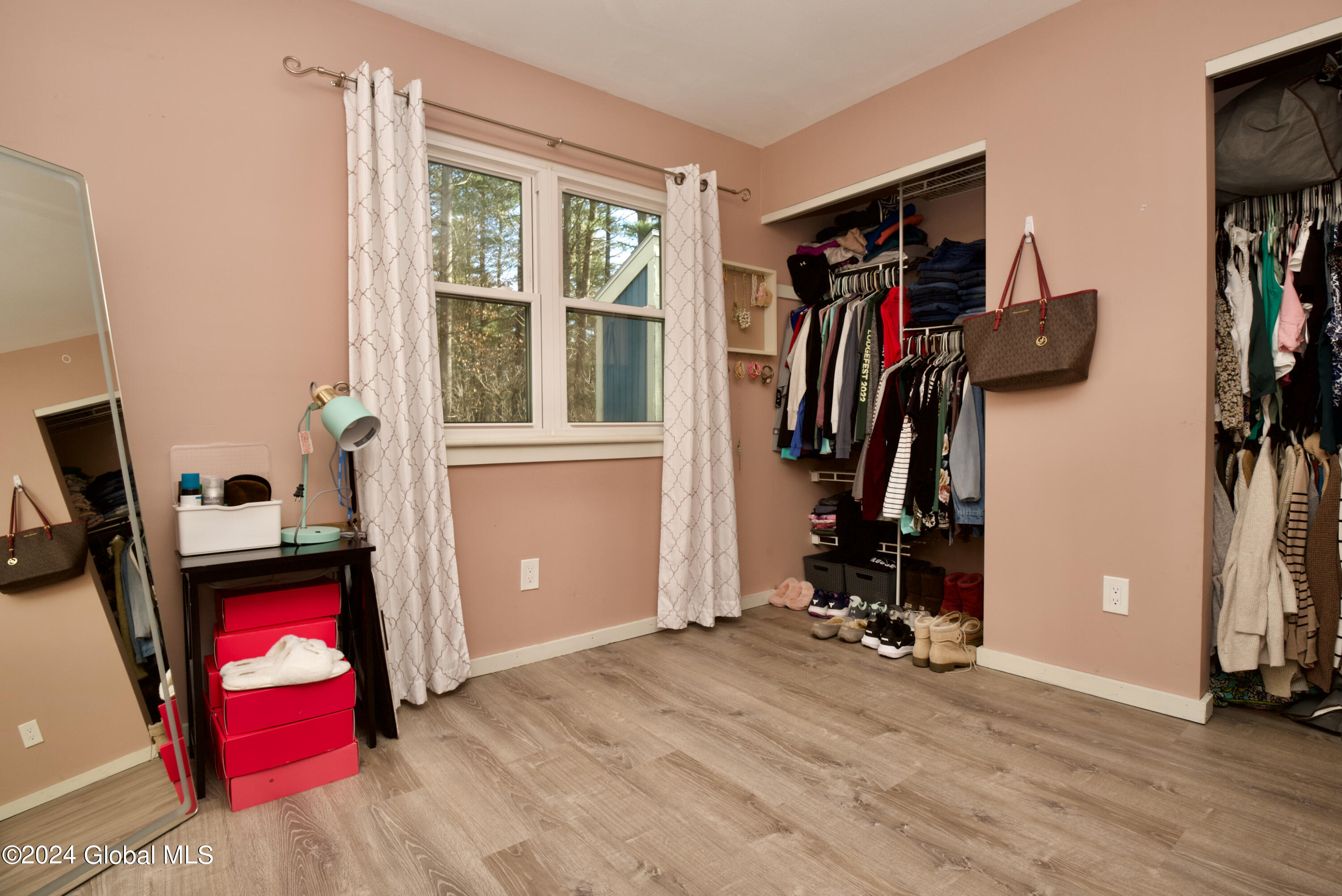 18 Snowberry Road