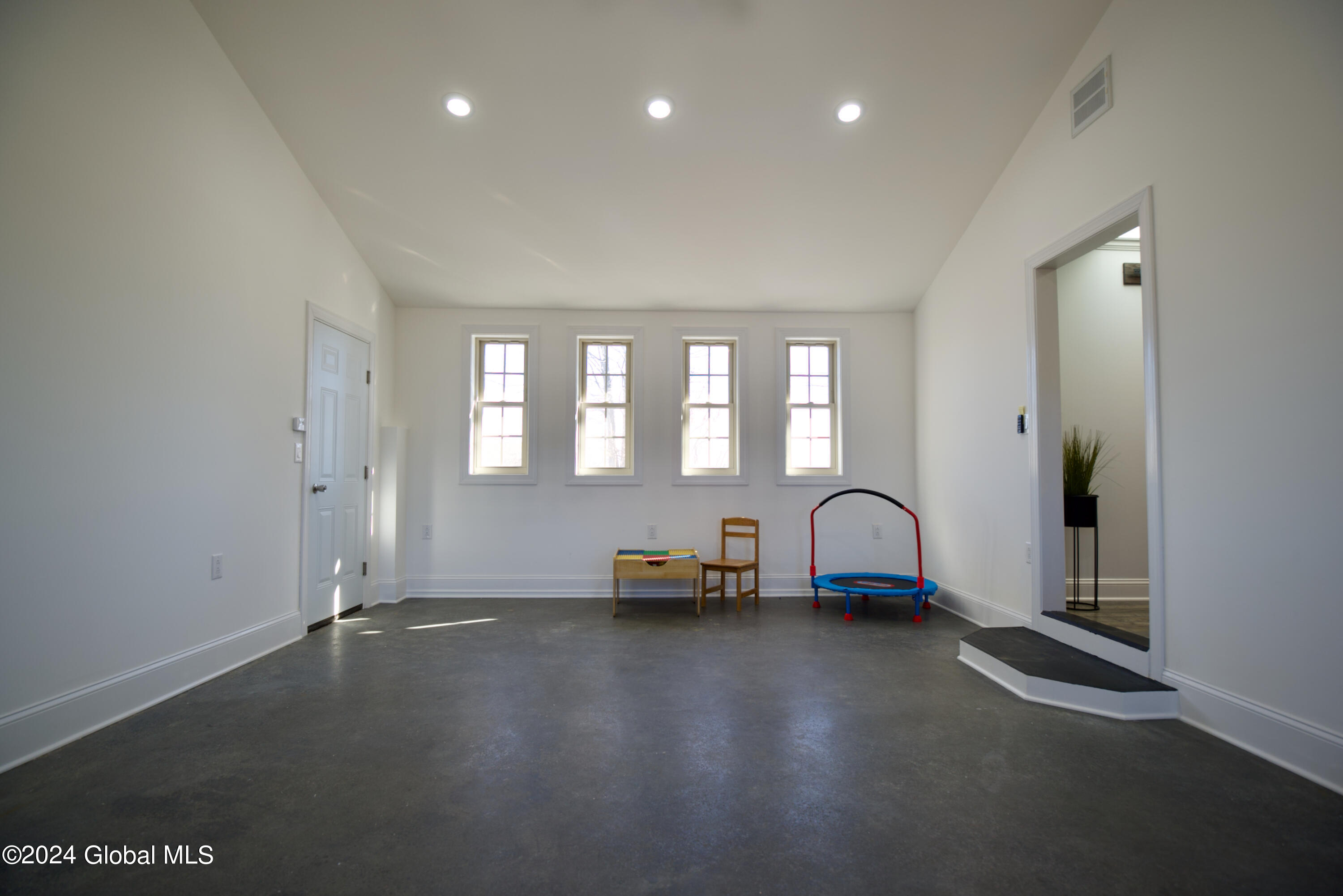 454 Finley Road