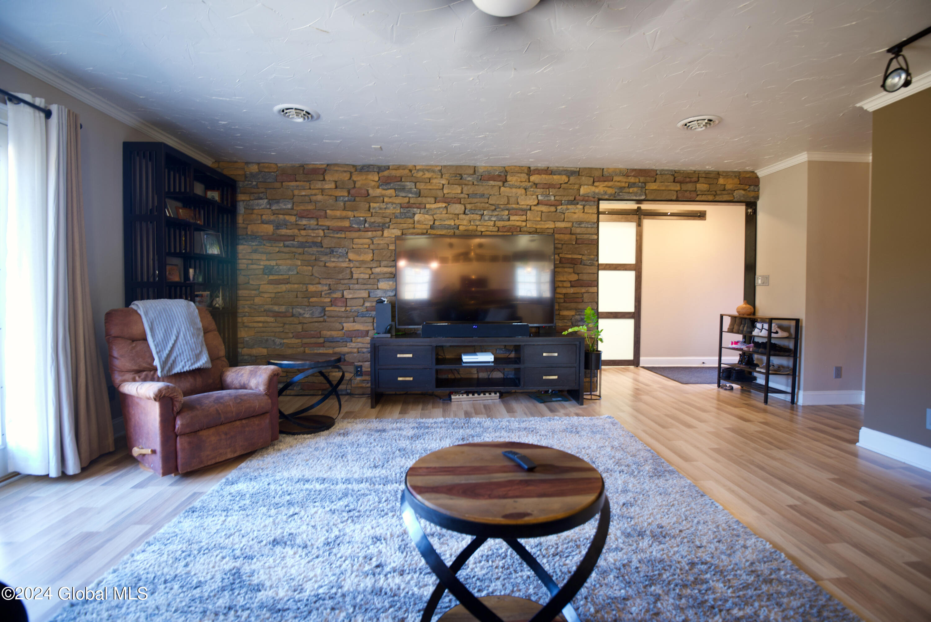 454 Finley Road