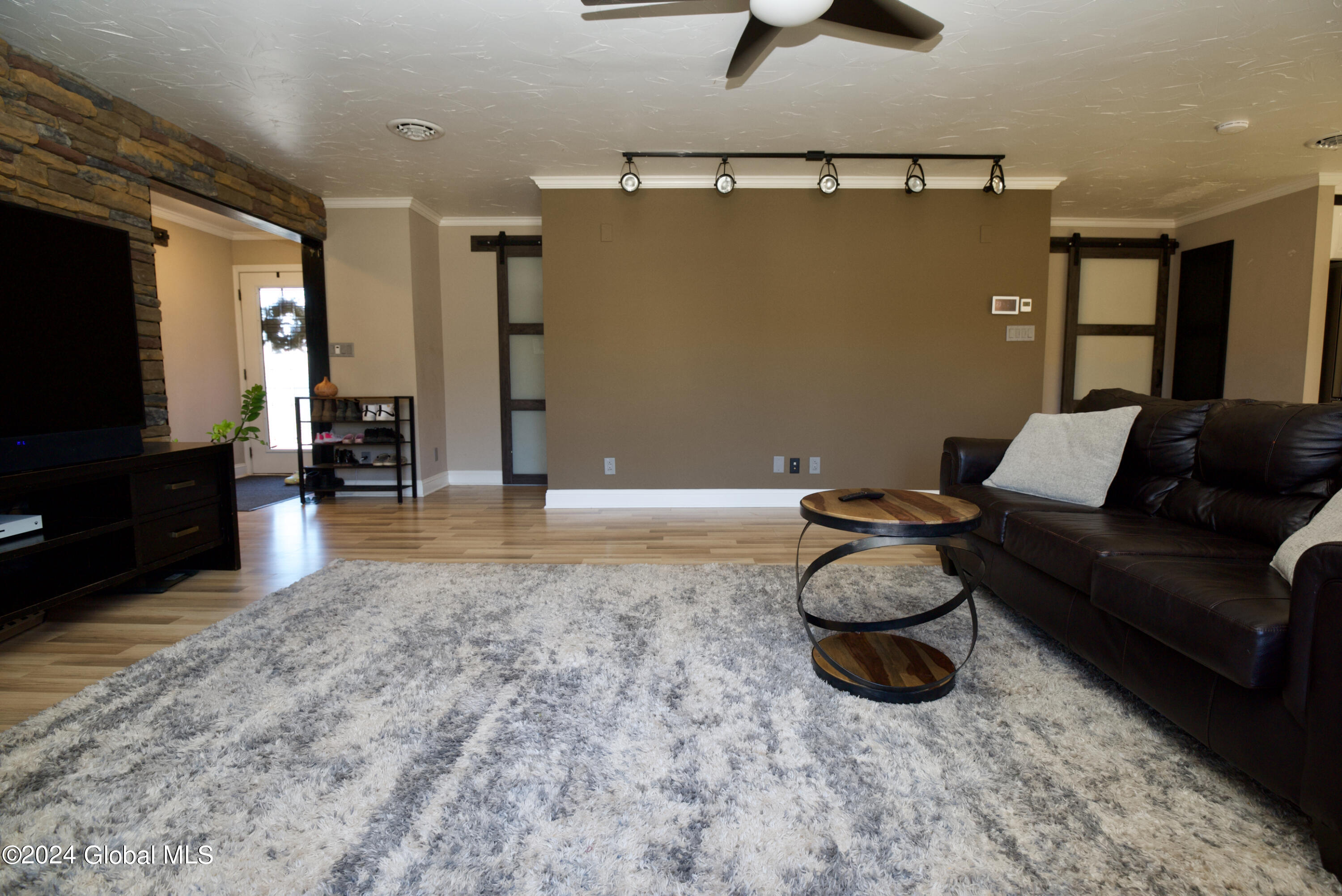 454 Finley Road