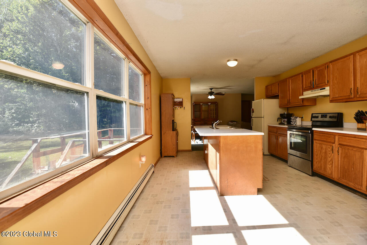 288 N Greenfield Road