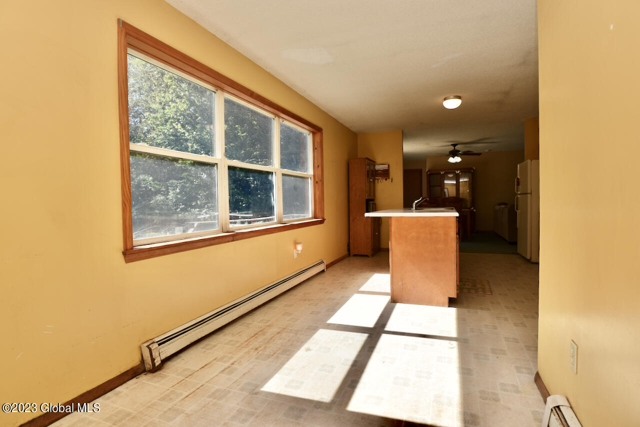 288 N Greenfield Road