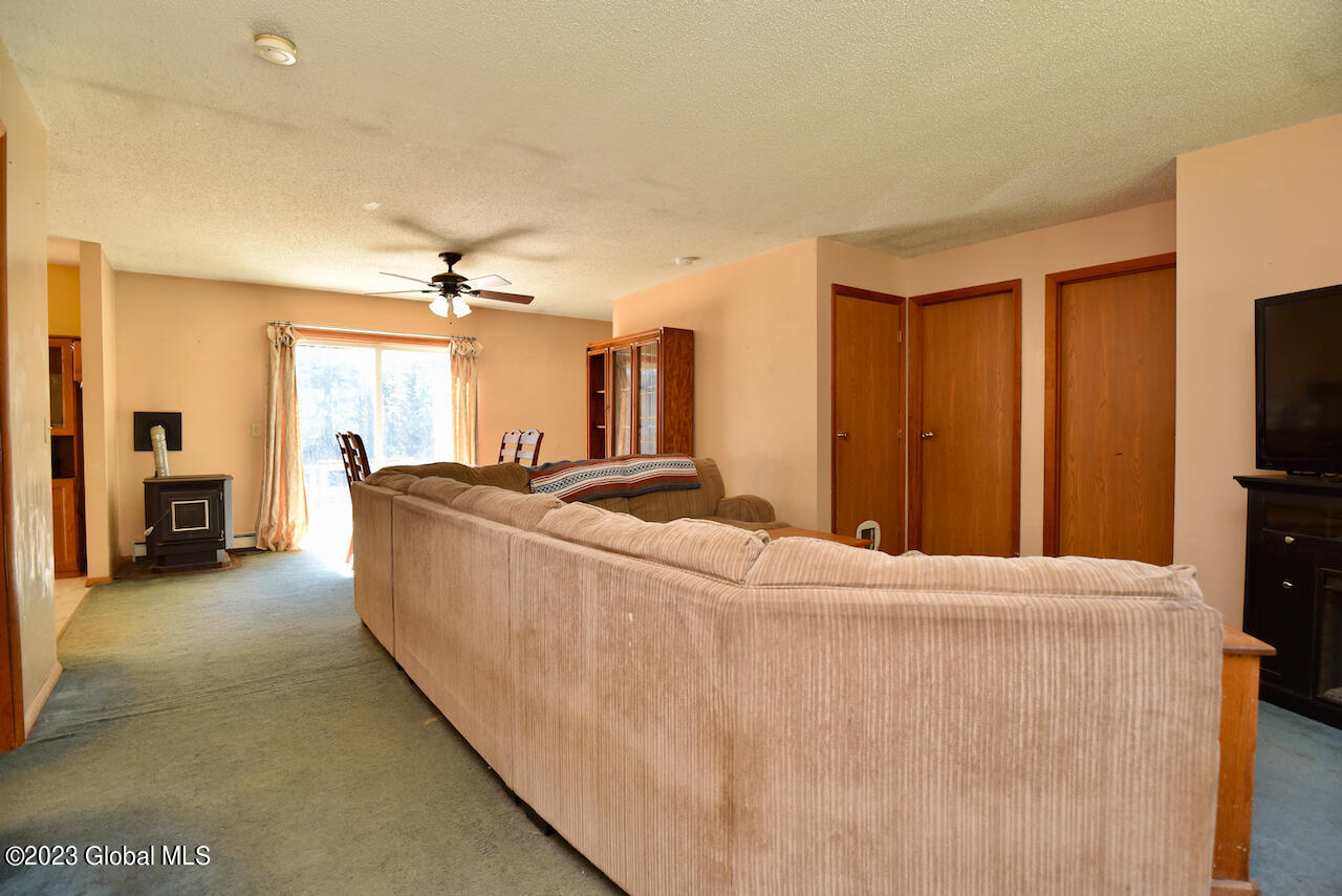 288 N Greenfield Road