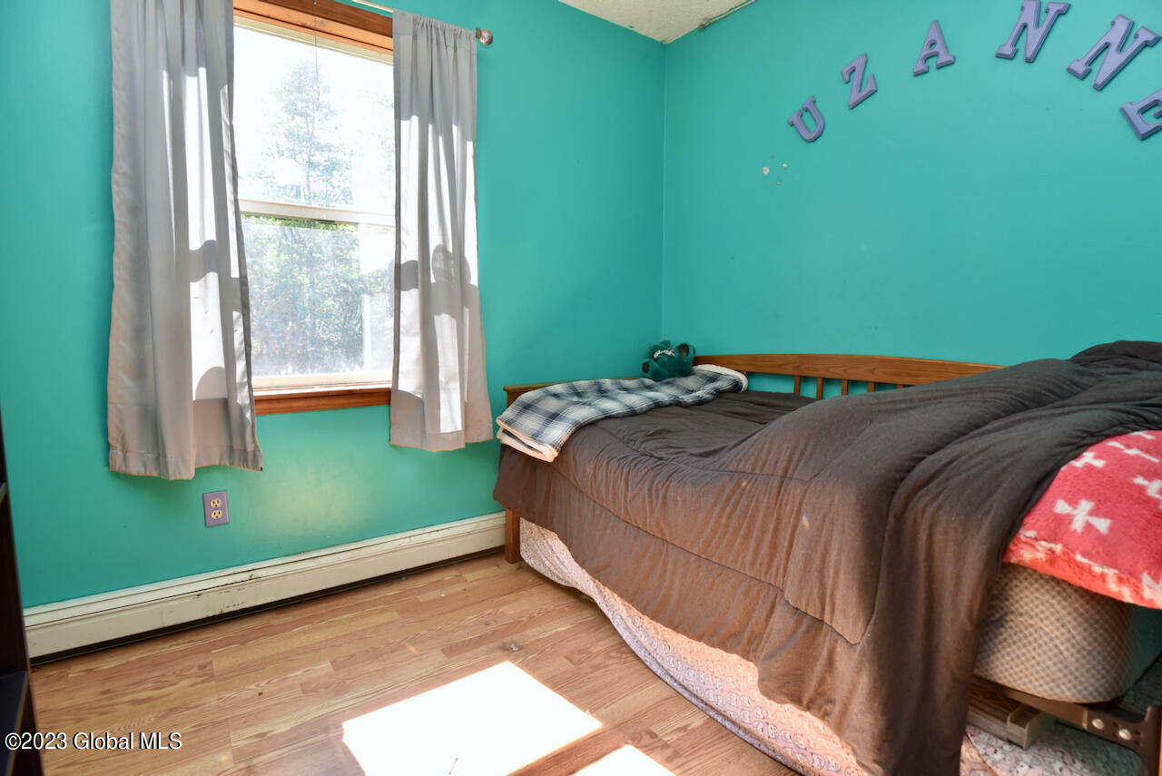 288 N Greenfield Road