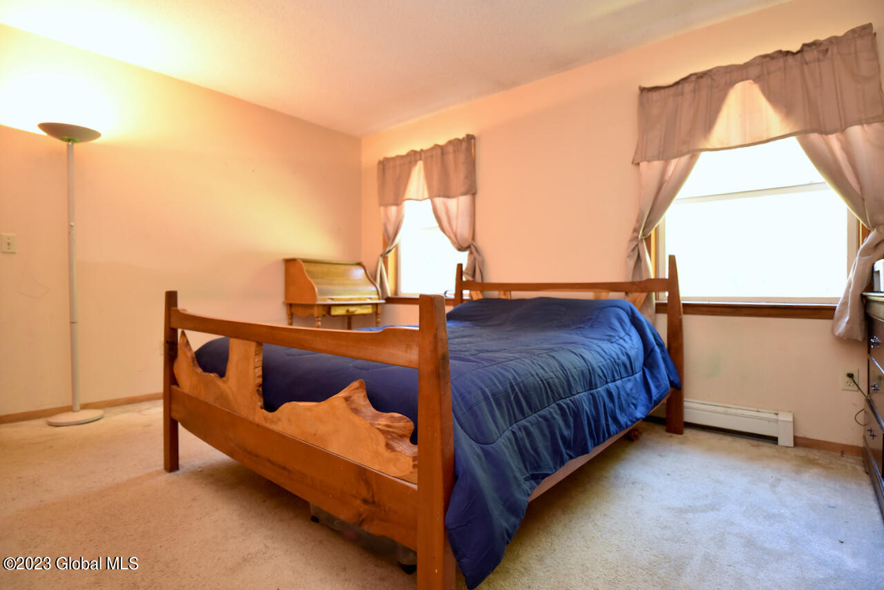 288 N Greenfield Road